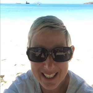 Meet your Posher, Felicia